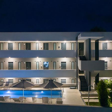 Live The Luxe Apartment Kallithea  Bagian luar foto