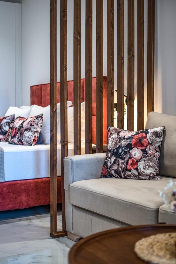 Live The Luxe Apartment Kallithea  Bagian luar foto